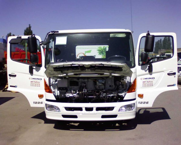 hino 500 300